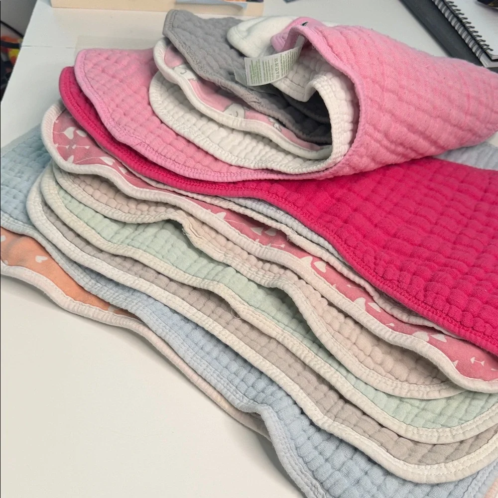 13 Variety - Baby Burp Cloths - Picture 3 of 5